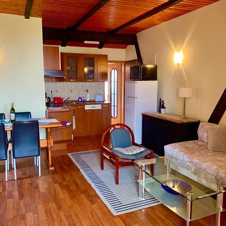 Apartments Jurkovic Ловран Экстерьер фото